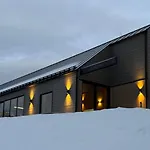 Villa Lynora - Luxury Northern Lights With Jacuzzi & Lyngen Alps View Indre Ravelseidet
