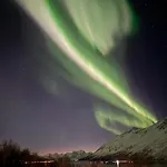 Lynora - Luxury Northern Lights With Jacuzzi & Lyngen Alps View Indre Ravelseidet