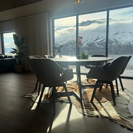 Lynora - A Private Fjord Retreat *