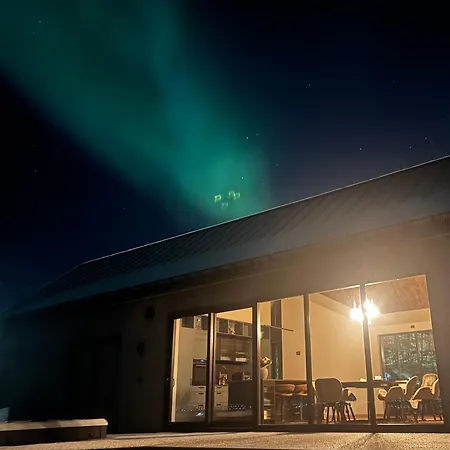 Villa Lynora - A Private Fjord Retreat Indre Ravelseidet