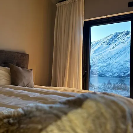 Lynora - A Private Fjord Retreat * Indre Ravelseidet