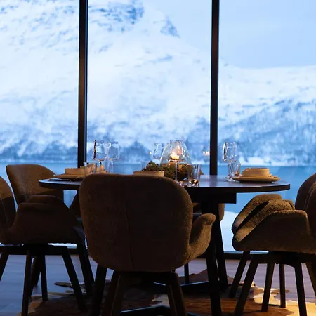 Lynora - A Private Fjord Retreat *