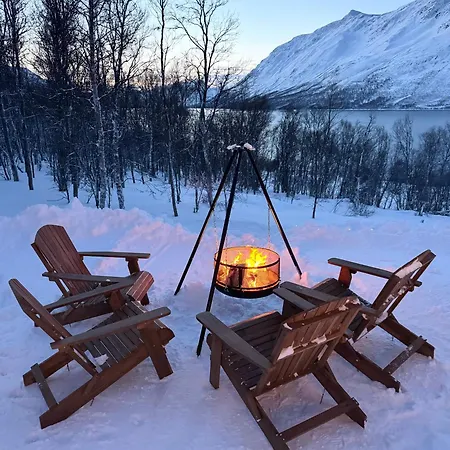 Villa Lynora - A Private Fjord Retreat Indre Ravelseidet