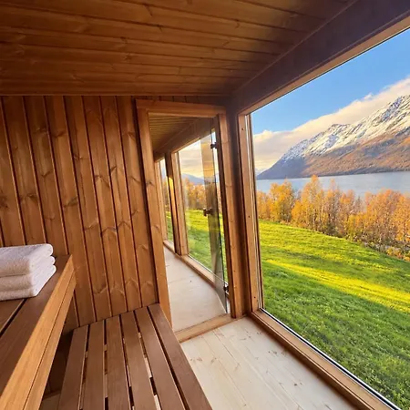 Villa Lynora Lodge - Private Fjord Villa With Sauna & Jacuzzi Indre Ravelseidet